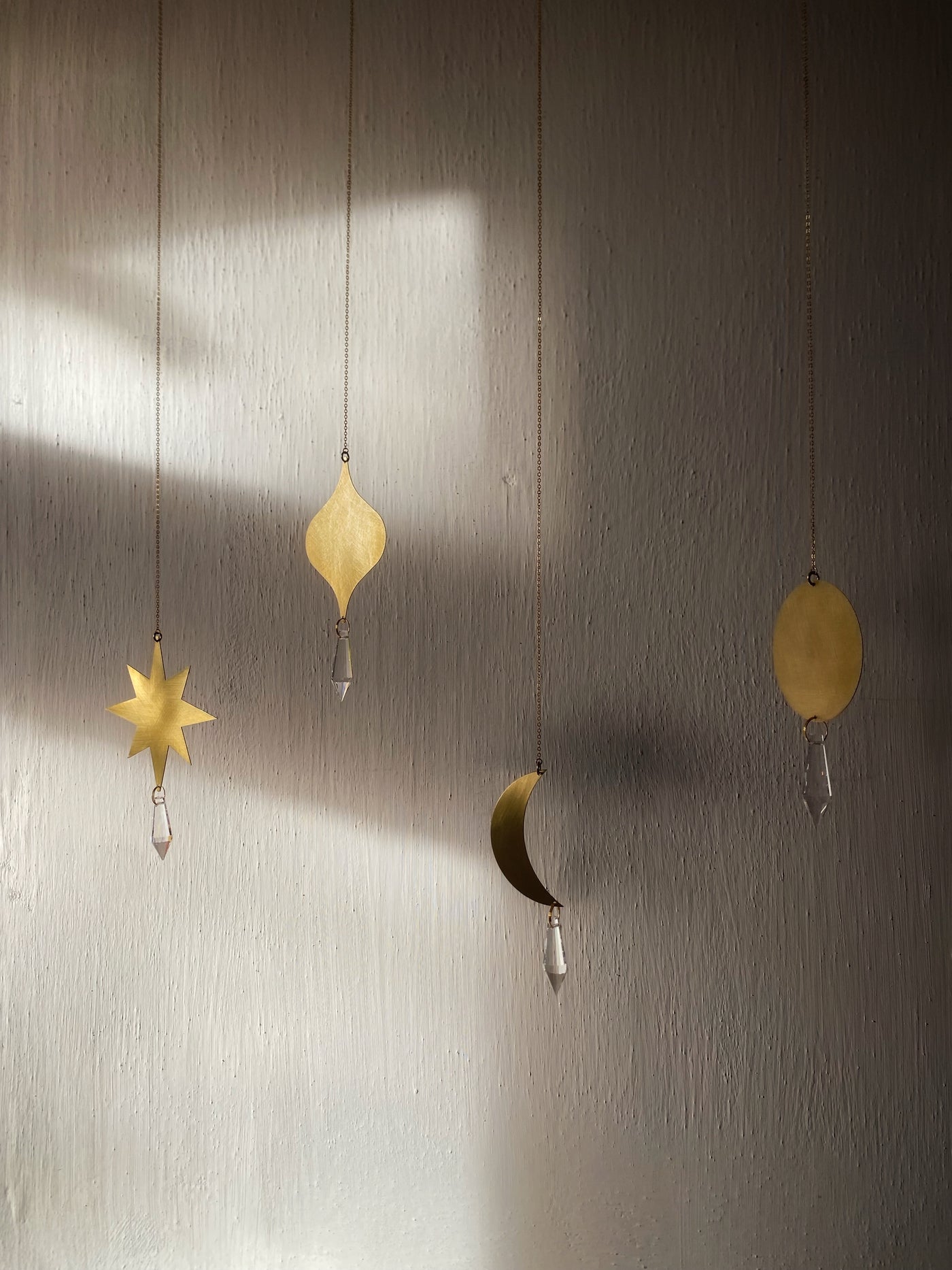 SUN CATCHER CHRISTMAS EDITION // MAGICAL WINDOW DECORATION