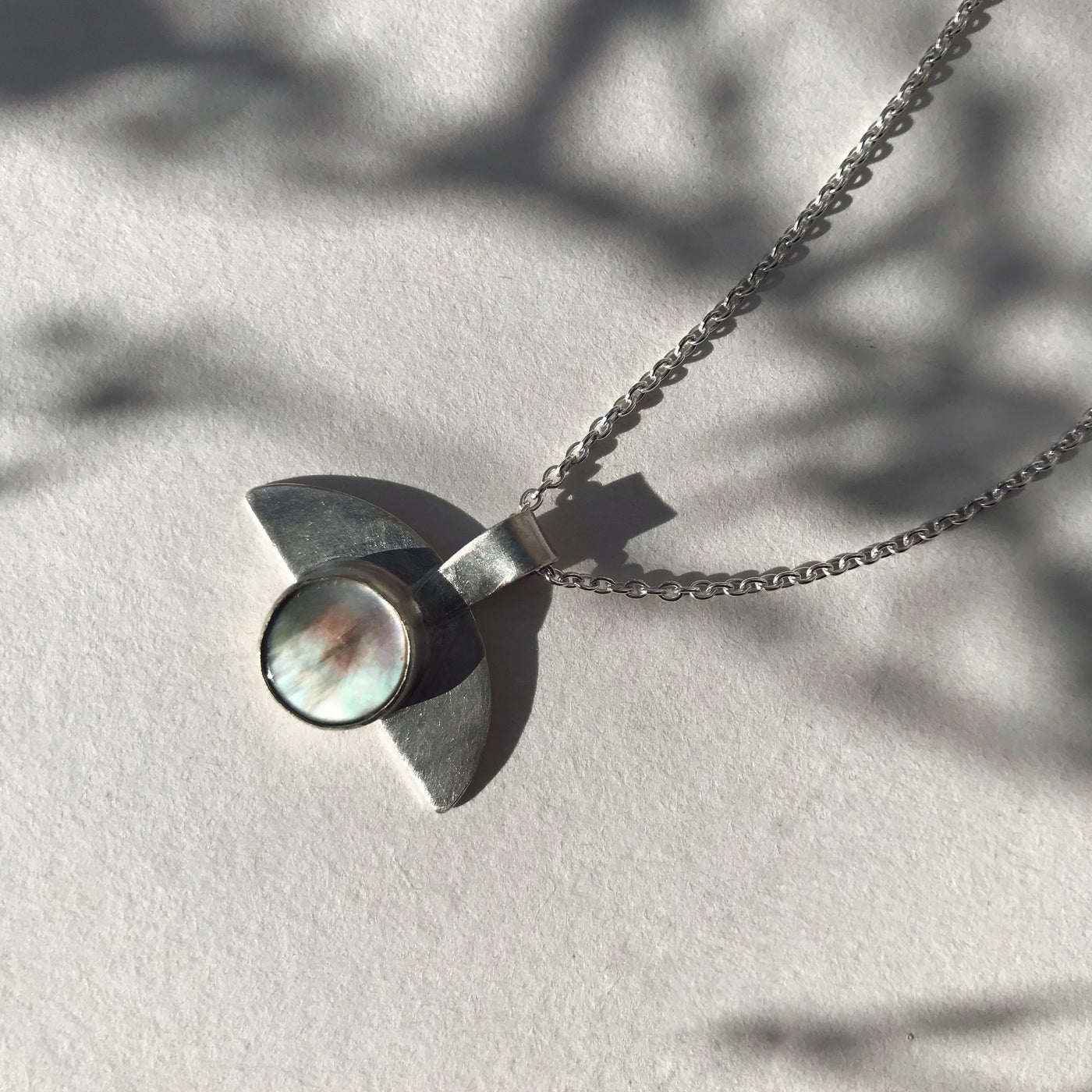 CRESCENT MOON & MOTHER OF PEARL NECKLACE - 925 SILVER
