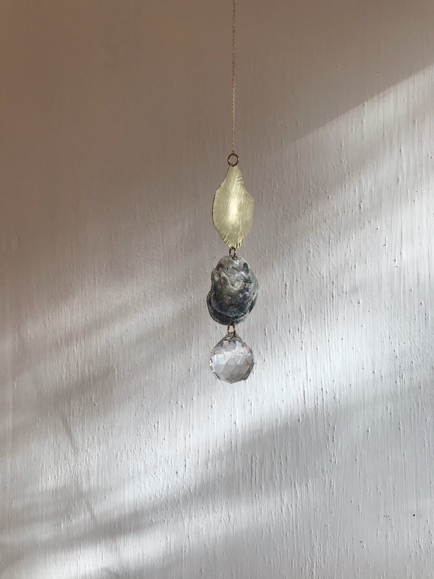 SINGLE PIECE N2 // SEA SHELL & BRASS