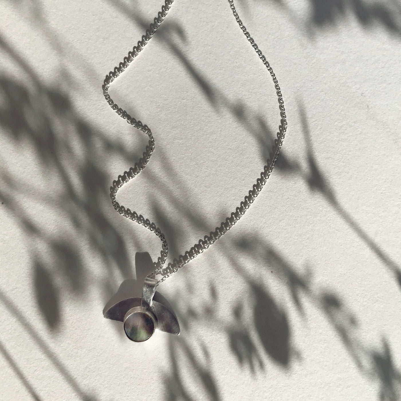 CRESCENT MOON & MOTHER OF PEARL NECKLACE - 925 SILVER
