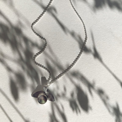CRESCENT MOON & MOTHER OF PEARL NECKLACE - 925 SILVER