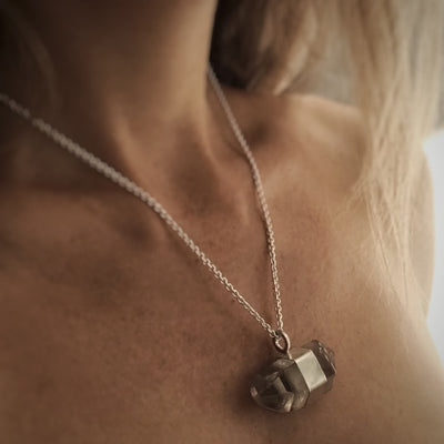 PENDANT SMOKY QUARTZ SET IN 925 SILVER