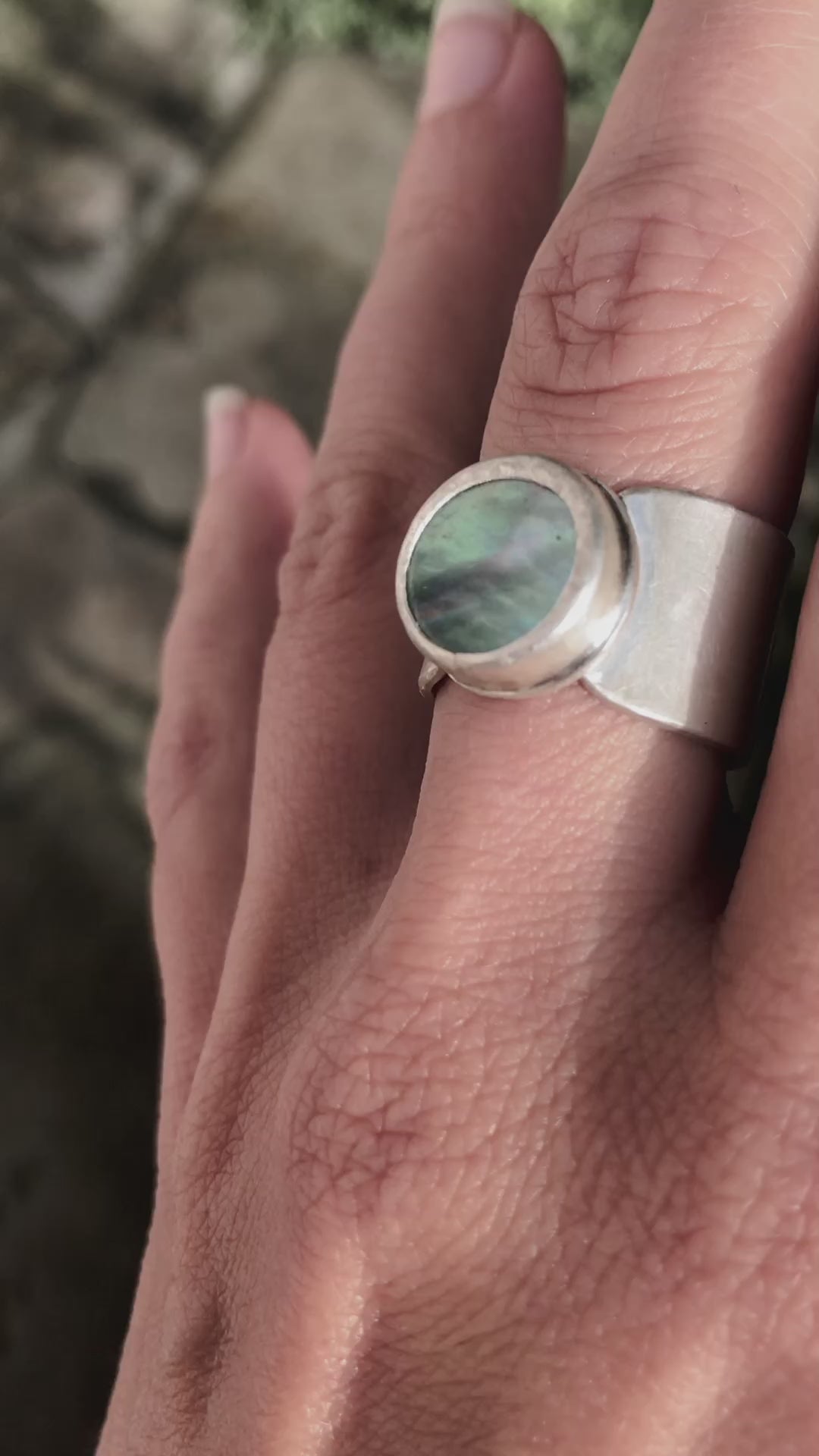 925 SILVER RING - MOTHER OF PEARL