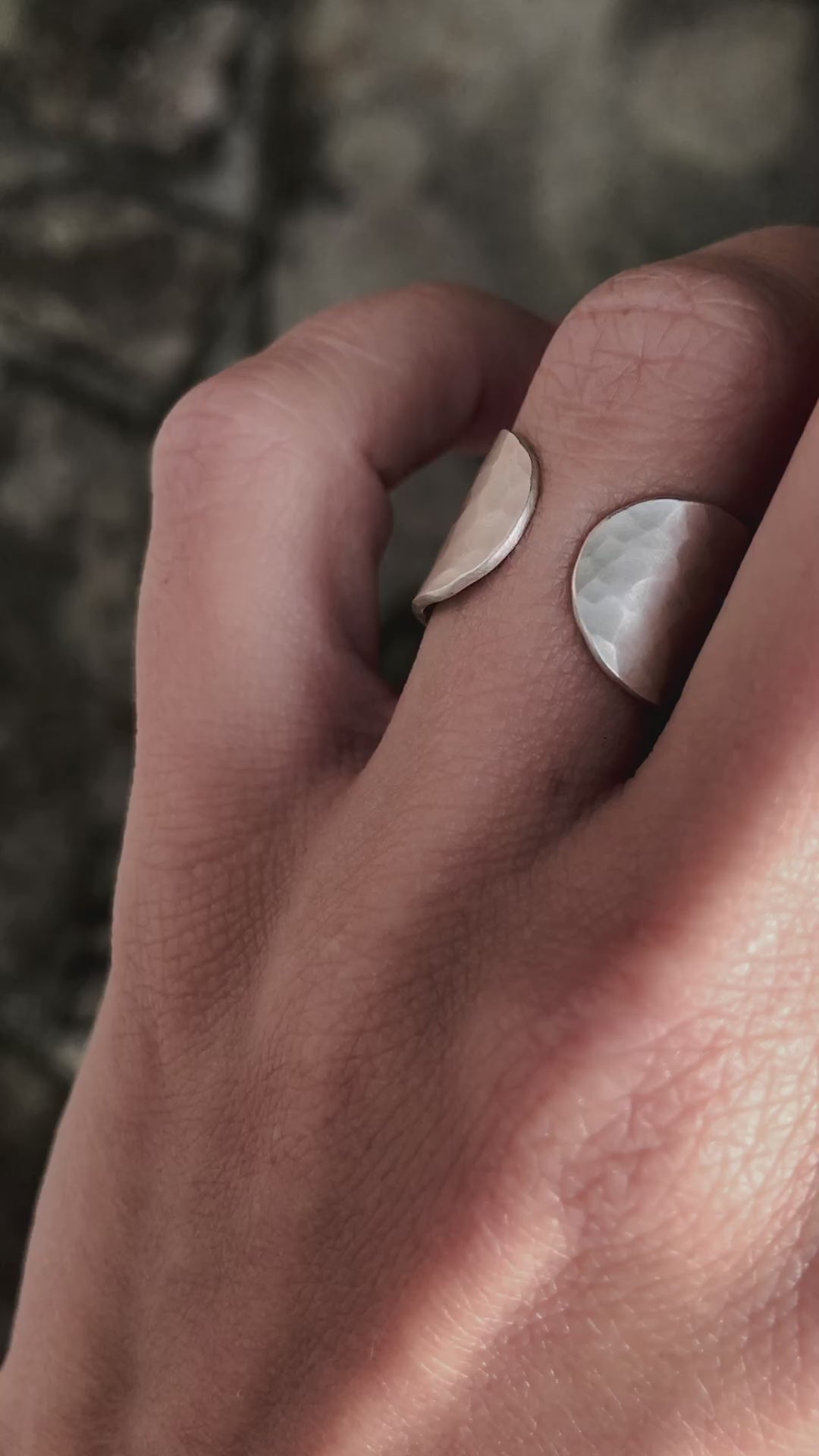 OPEN BAND SILVER RING HAMMERED - 925 SILVER